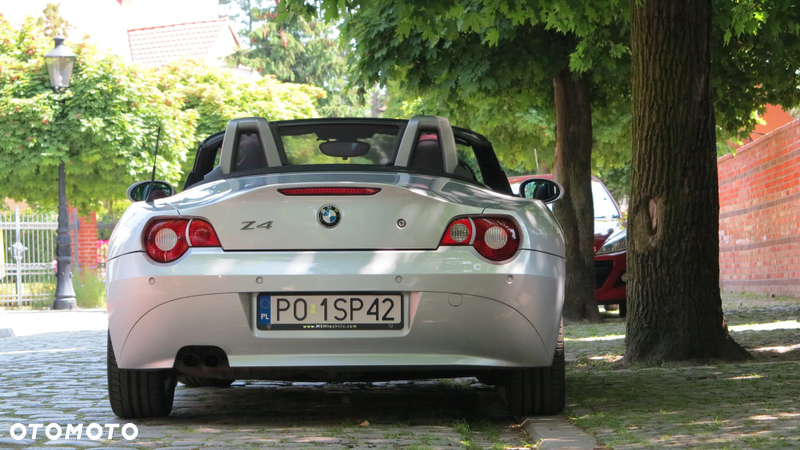 BMW Z4 2.5i - 5