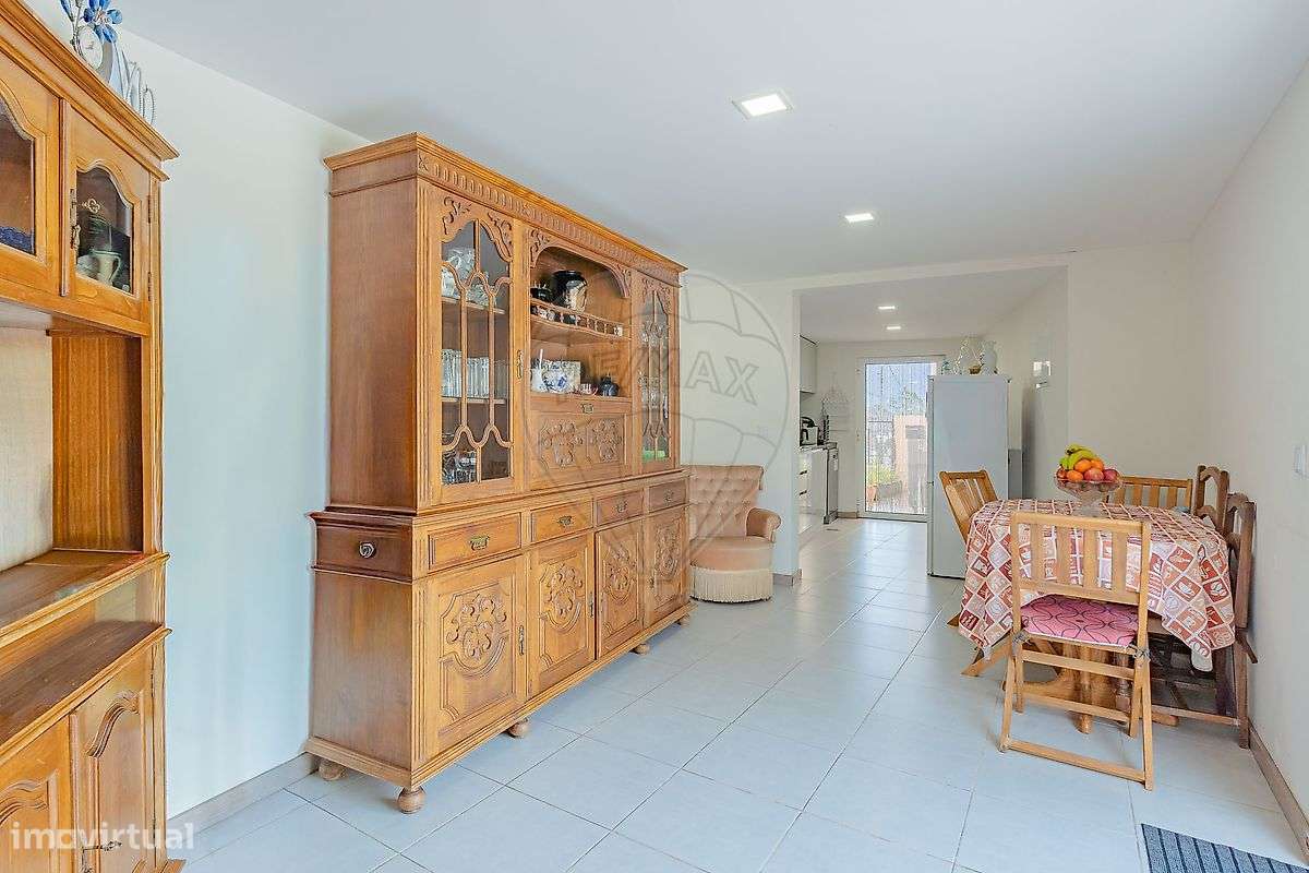 Moradia T2 para venda - Grande imagem: 5/32