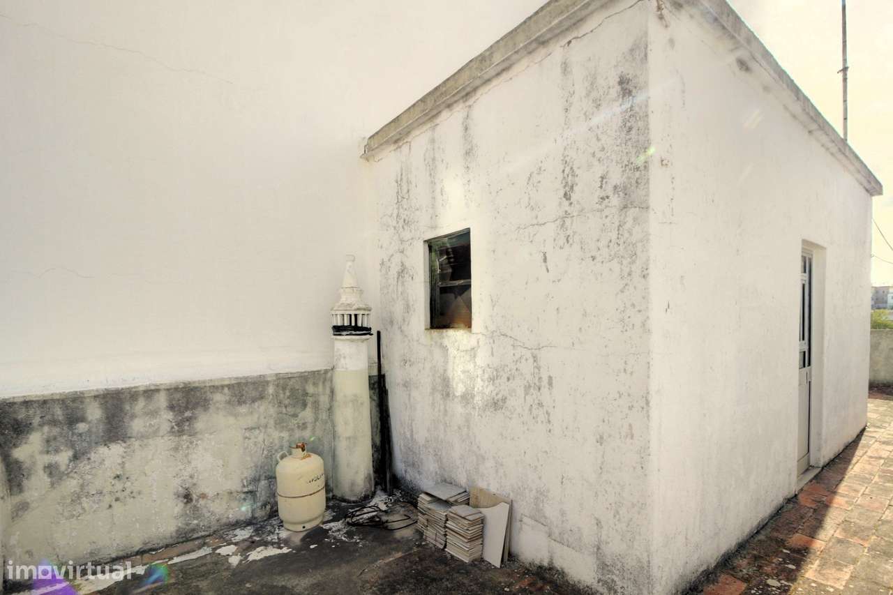 Moradia T2 à Venda em Olhão - Excelente Oportunidade de Investimento-15
