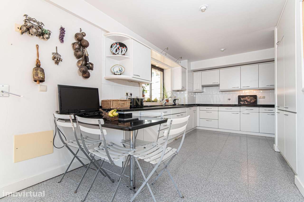 Apartamento T6 Único com Varandas Envolventes | Parque das Nações-33