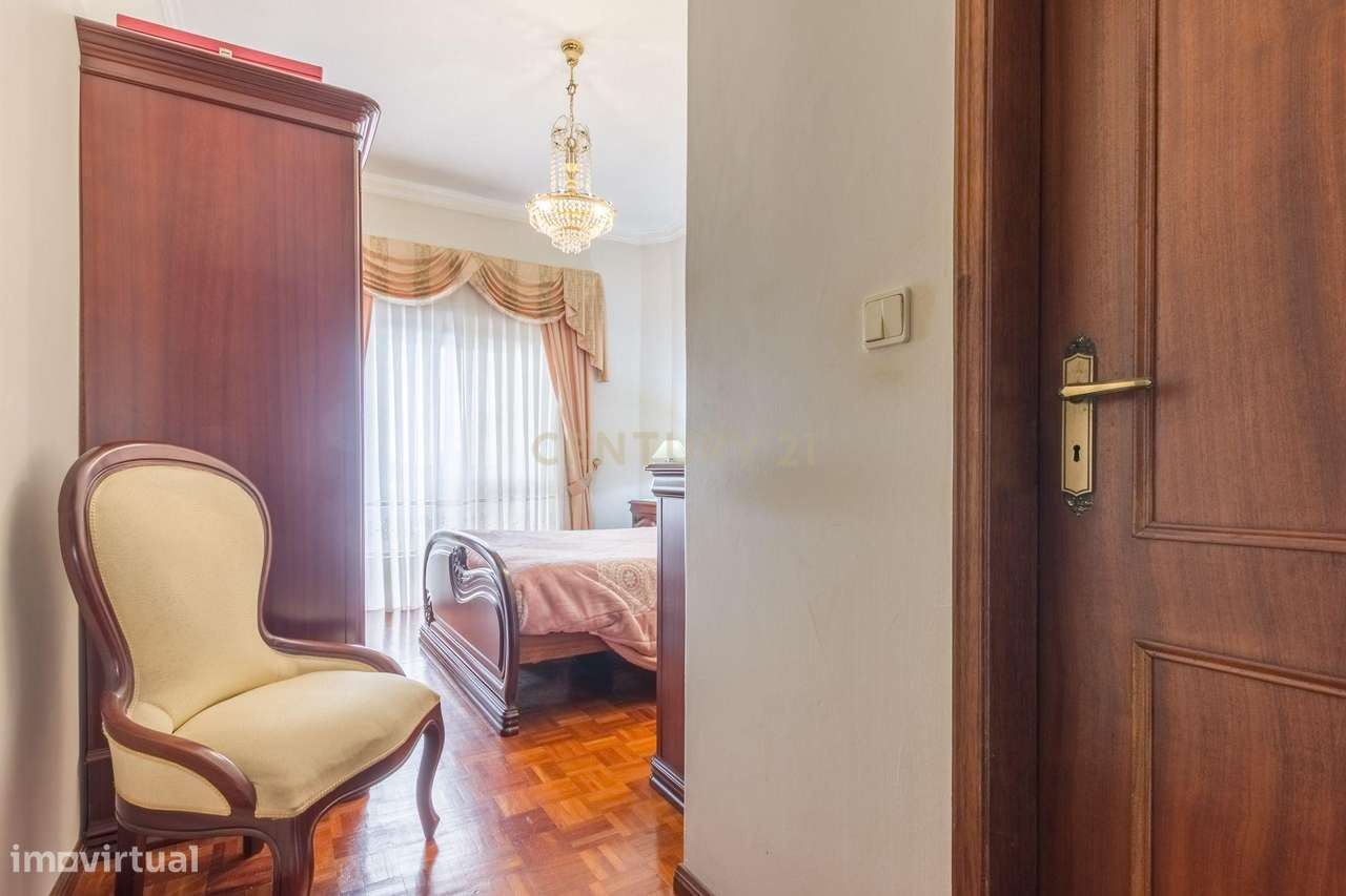 Excelente Apartamento T3 em Alto Seixalinho, Barreiro-11