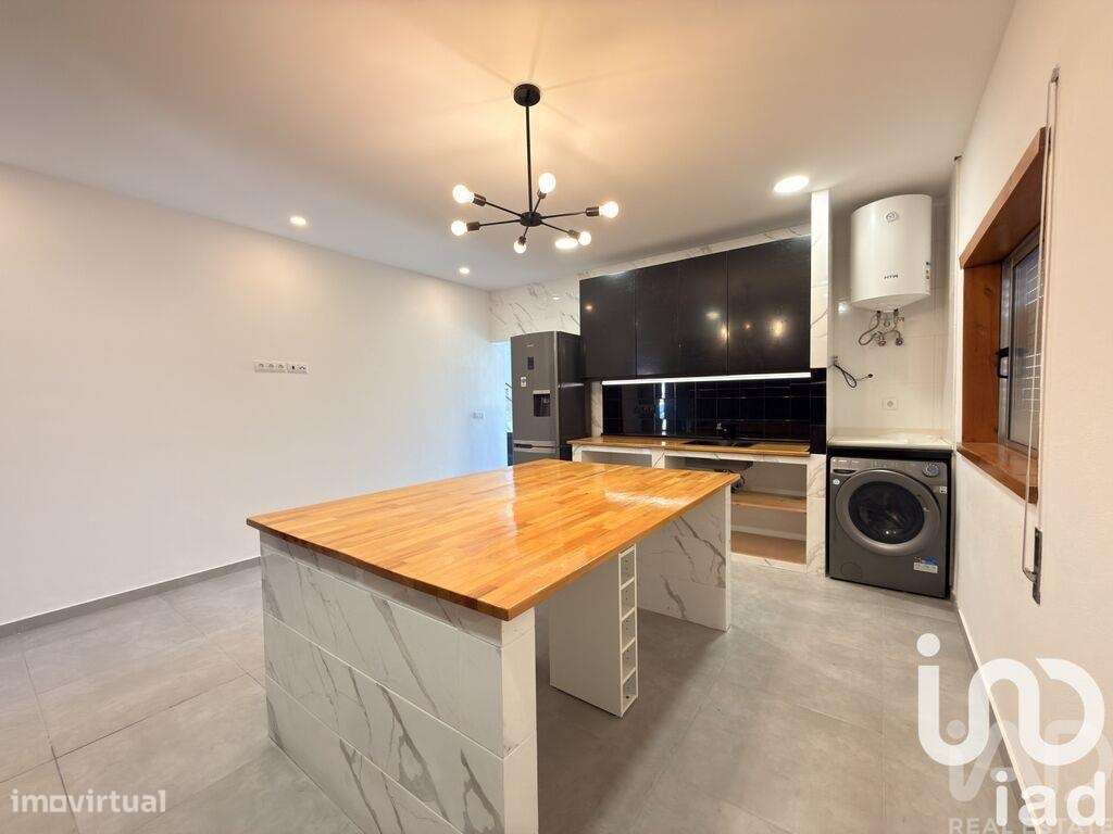 Moradia bi-familiar T4 em Lavos de 230 m2 - Grande imagem: 4/26