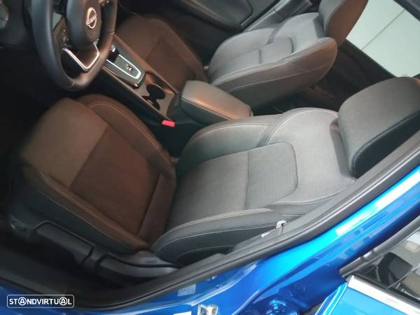 Nissan Qashqai 1.5 e-Power N-Connecta - 10