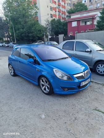 Opel Corsa 1.6 OPC - 2