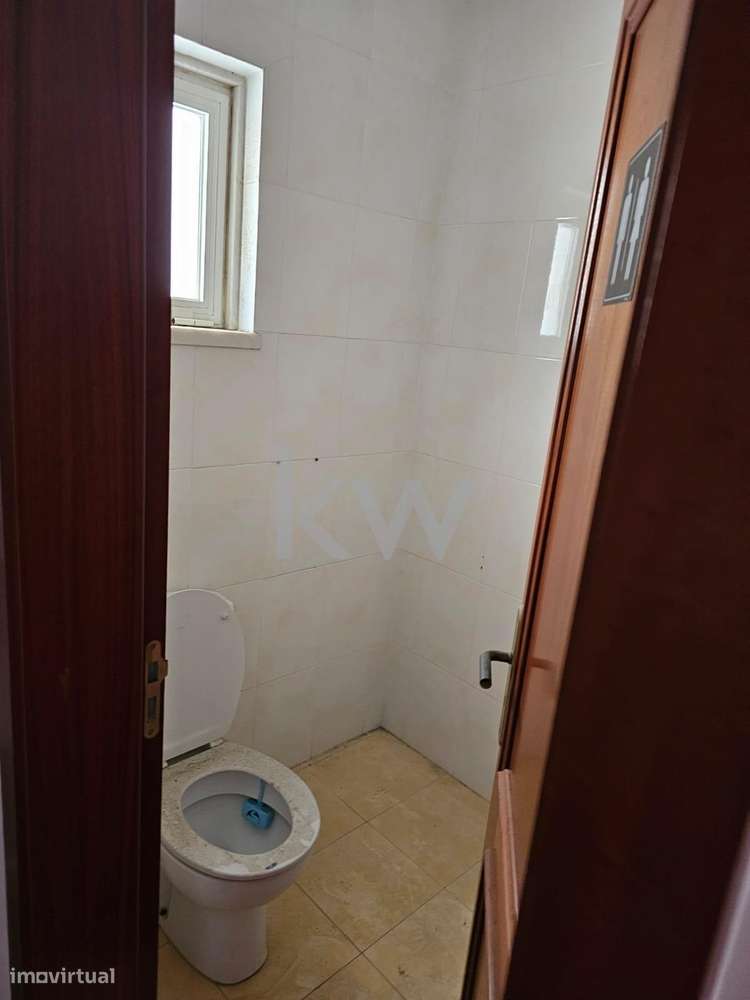 Escritório na Rua Francisco Costa n15, Rio de Mouro - Grande imagem: 4/10