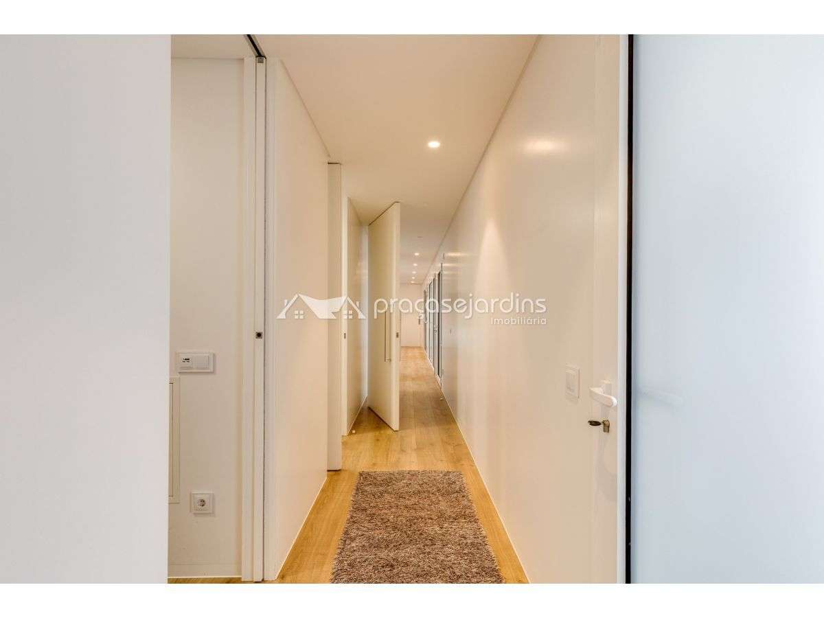 Moradia T5 Contemporânea e elevada eficiência energética – Amor, Le...-25