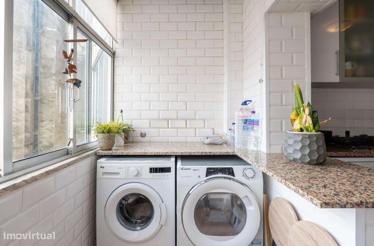 Apartamento T3 Renovado no coração de Matosinhos-20