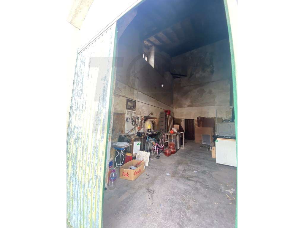 Armazém com Arrumos 170m2 - Salvaterra de Magos -119.000 € - Grande imagem: 5/17