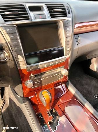 Lexus LS 460 Elegance - 19