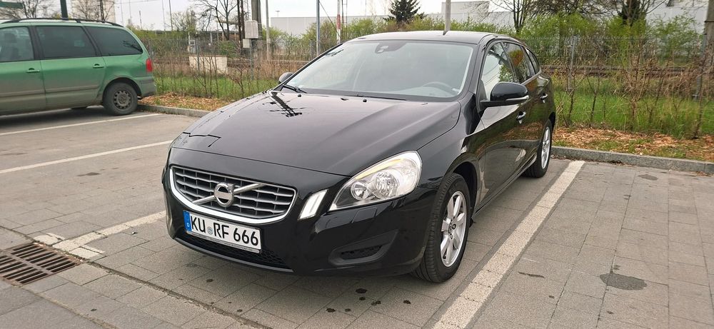 Volvo V60 I D4 Edition 2012