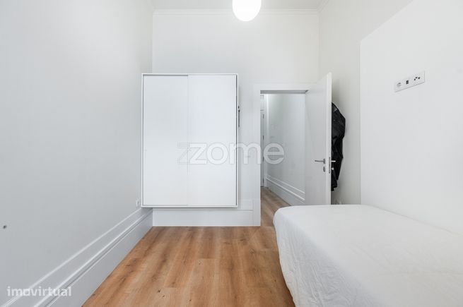 Apartamento T2 para Venda – Junto ao Coliseu do Porto-10