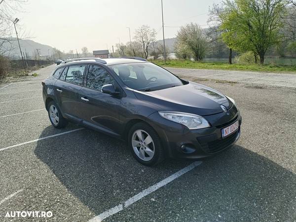 Renault Megane - 2