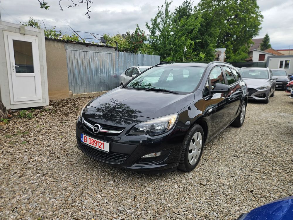 Opel Astra 1.4 ECOTEC Enjoy 2016