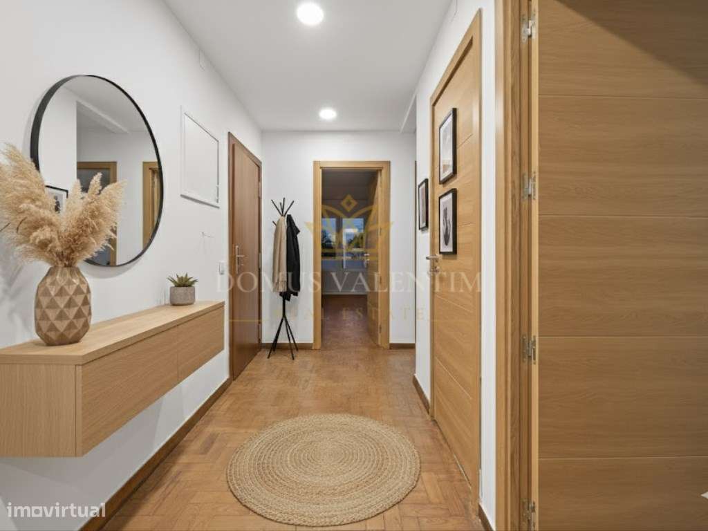 Apartamento T3 Parcialmente Remodelado - Setúbal-3