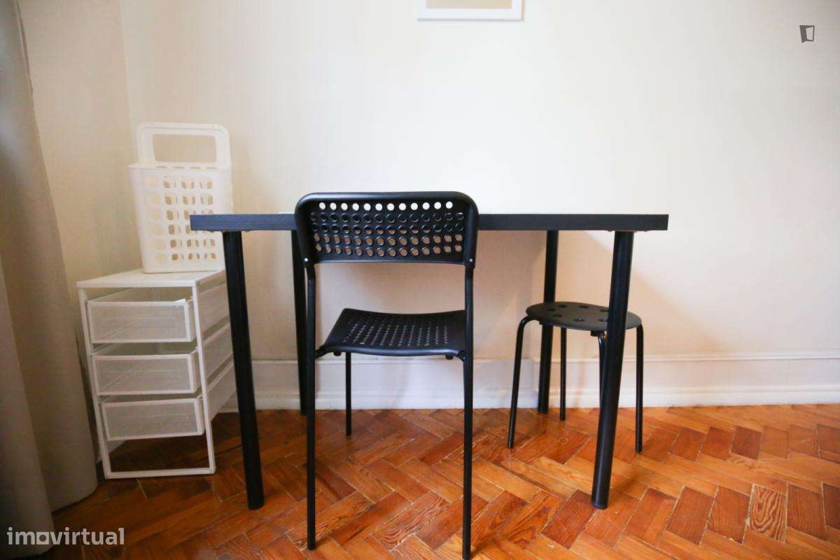 Quarto - localizado em Alameda Lisbon - Grande imagem: 5/43