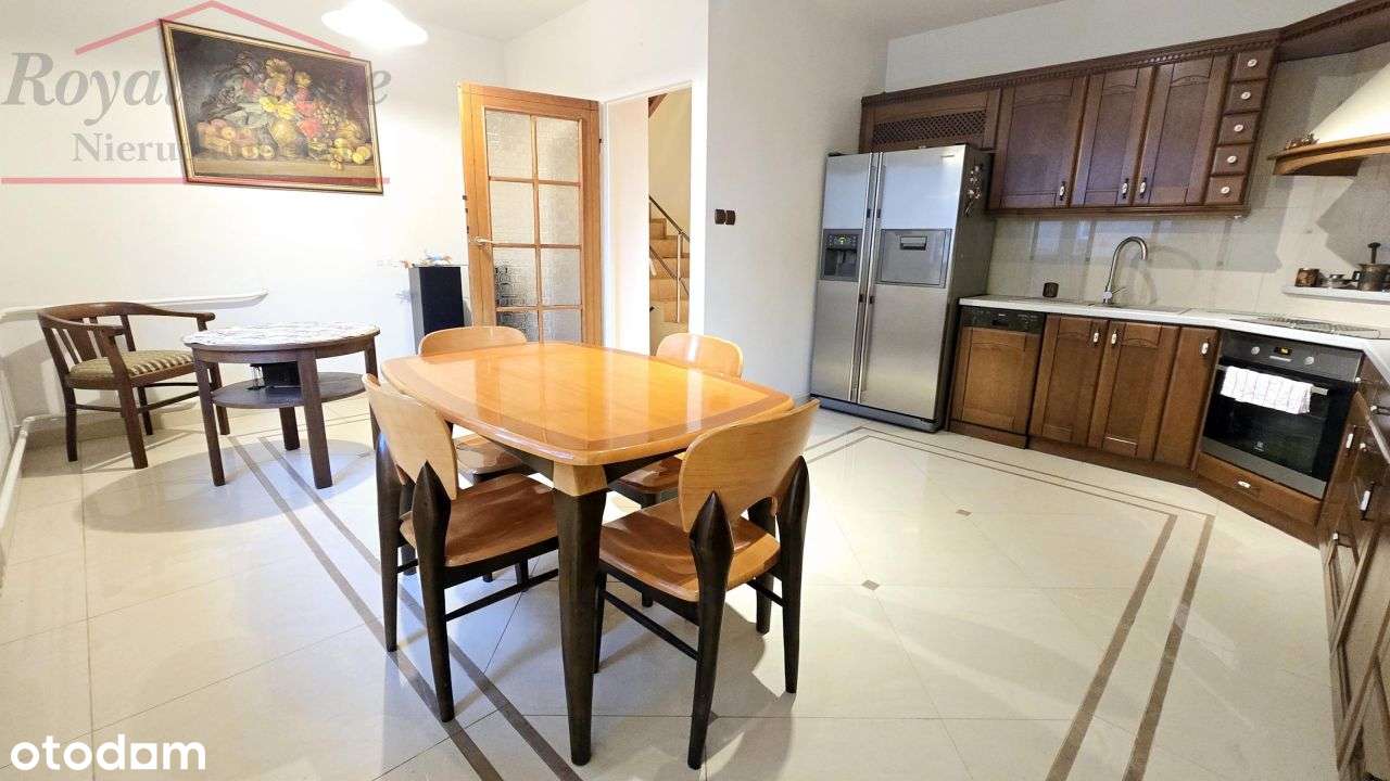 Przestronny, wolnostojacy dom blisko Centrum.-6