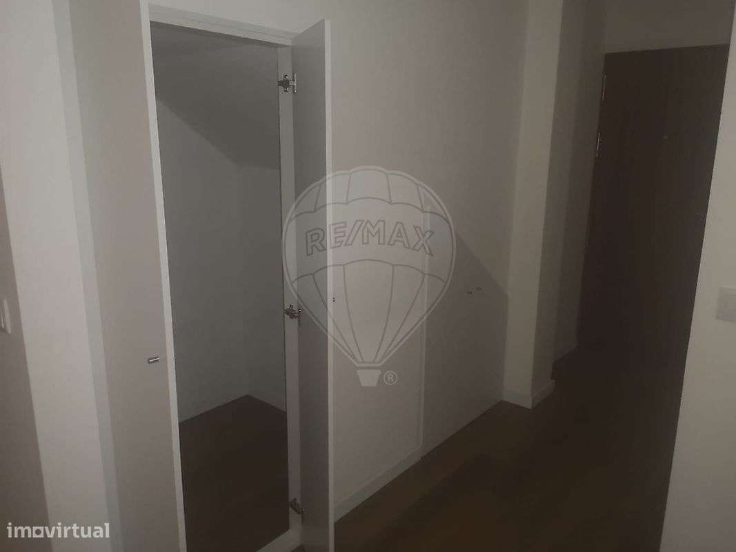 Apartamento T0 para arrendamento - Grande imagem: 4/14