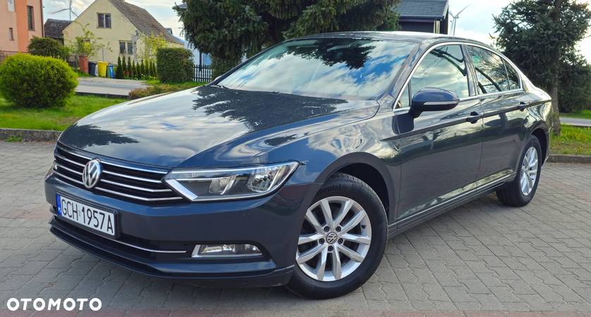 Volkswagen Passat Variant 2.0 TDI DSG (BlueMotion Technology) Highline - 2