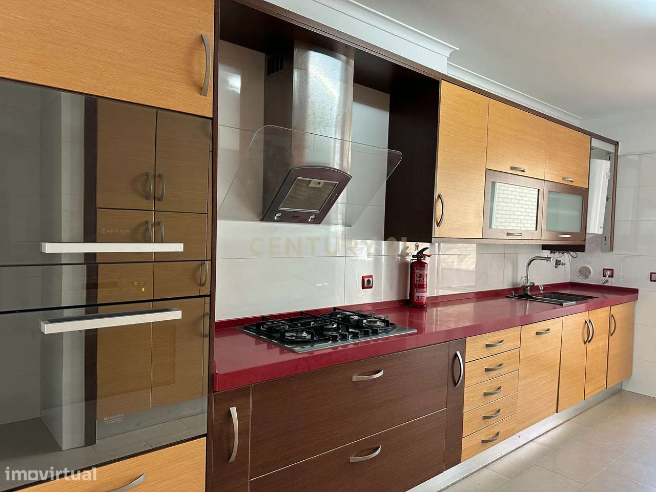 Apartamento T3 com Suite, Terraço e Box – Localização excelente - Infa - Grande imagem: 4/23