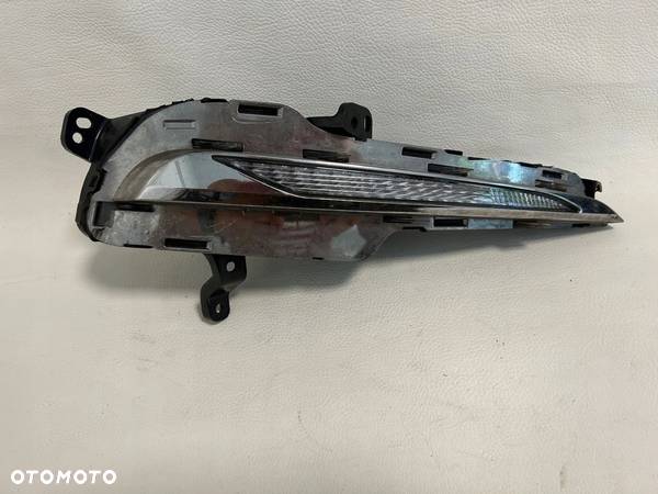 Peugeot 308 halogen DRL 2017- T9 PRAWY LIFT - 1