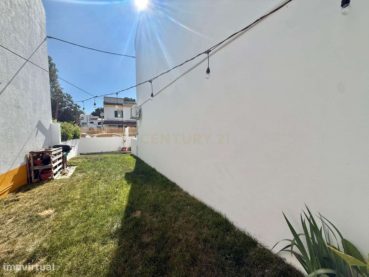 Moradia T4  em Vendas de Azeitão com jardim - Oportunidade-13