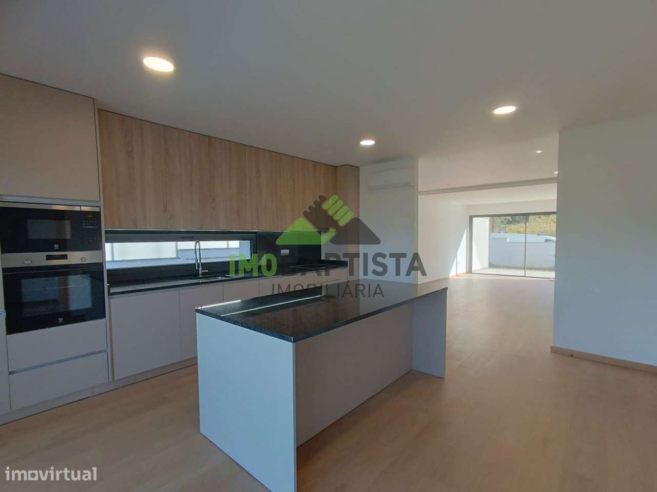 Moradia V3 Nova em Lobão-4