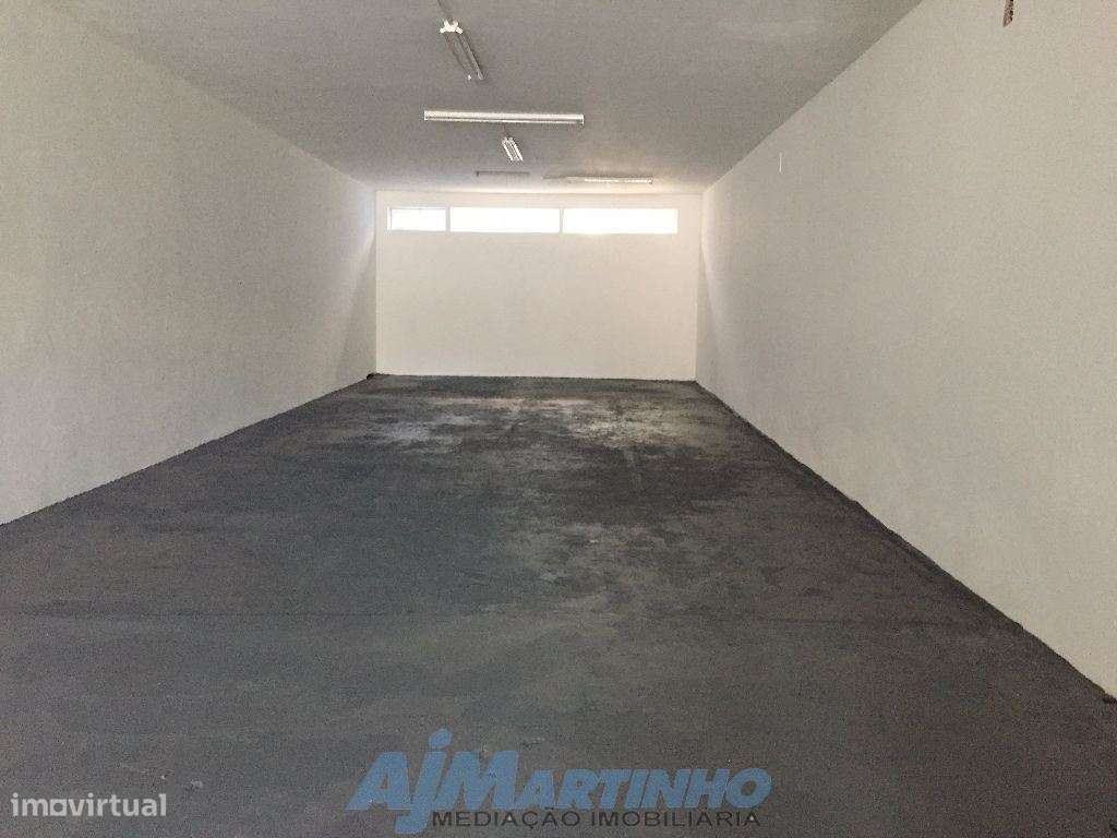 Armazém ou Garagem, Porto, Ao Marquês-1