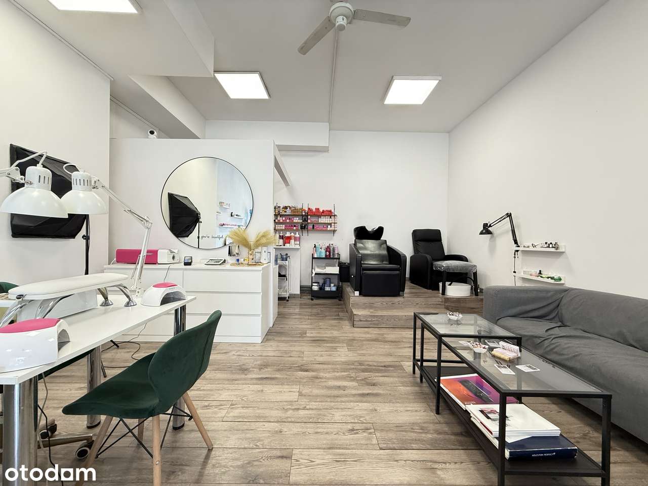 Traugutta / Kościuszki, parter, Witryny, przy przystanku MPK - Pełny obrazek: 4/8