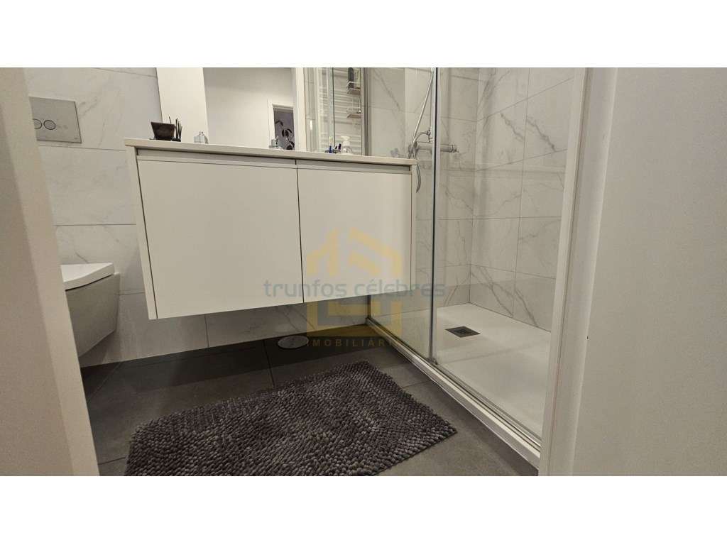 T2 semi novo com lugar de garagem em Condomínio Fechado - vila do c...-19