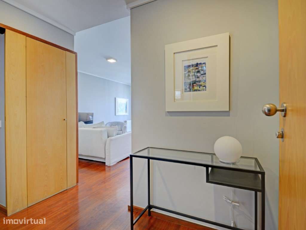 Apartamento T1 mobilado para arrendamento no Aviz, Porto - Grande imagem: 5/19