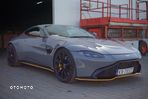 Aston Martin V8 Vantage Standard - 1