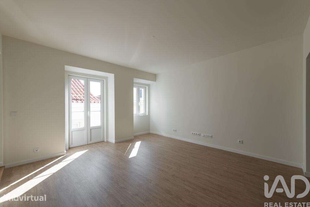 Duplex T2 em Santa Maria Maior de 100,00 m2 - Grande imagem: 4/27