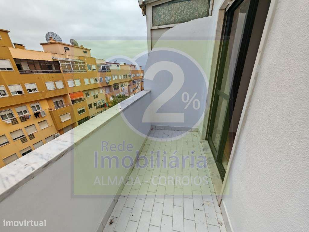 T3 Renovado em Almada, Pronto habitar-12