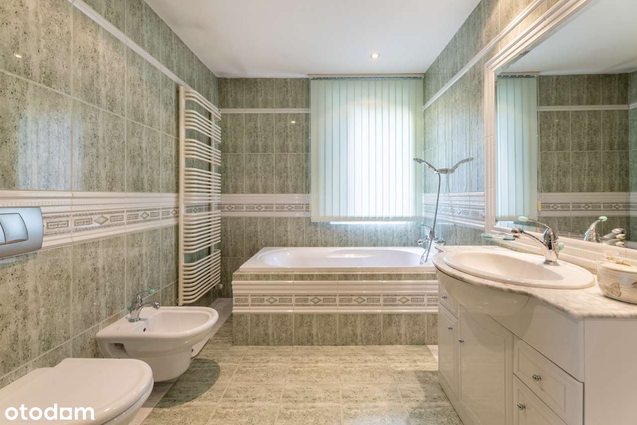 Wyjątkowy dom na sprzedaż – Chyby, ul. Cisowa (zamknięte os. Zielone)-12