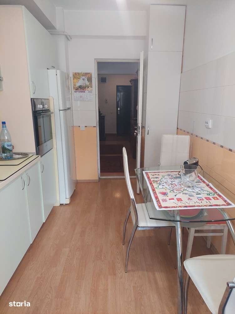 Apartament cu 3 cam. zona CENTRALA - STRAND la et:2-12
