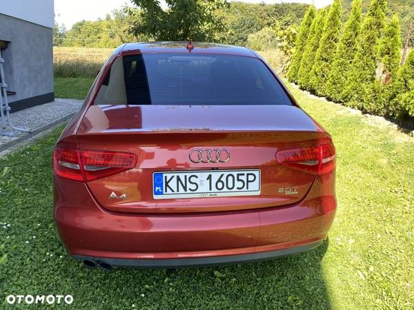 Audi A4 2.0 TFSI Quattro Line S tronic - 10