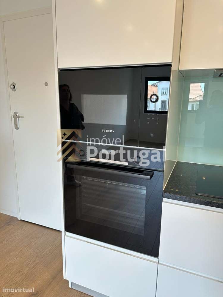 Arrenda Ap. T2 equipado com elevador e garagem - Centro Histórico de B - Grande imagem: 4/15