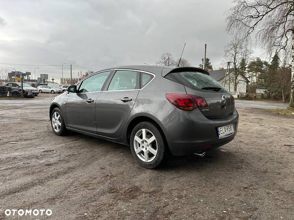 Opel Astra 1.4 Turbo Active - 10