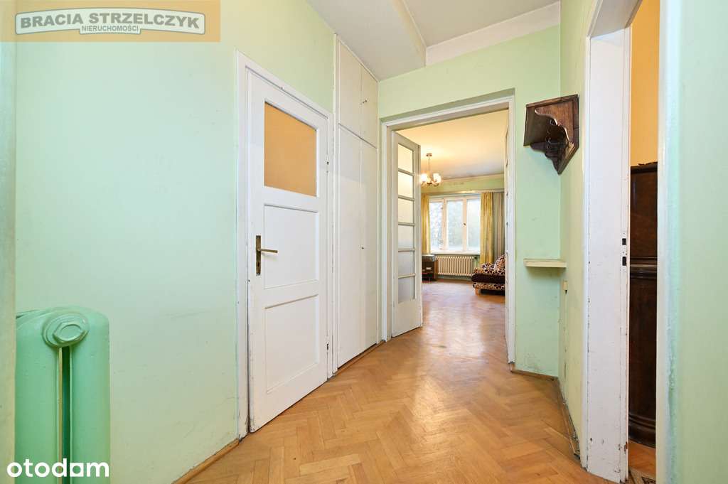 Przedwojenne mieszkanie 3,3 m wysokości-9