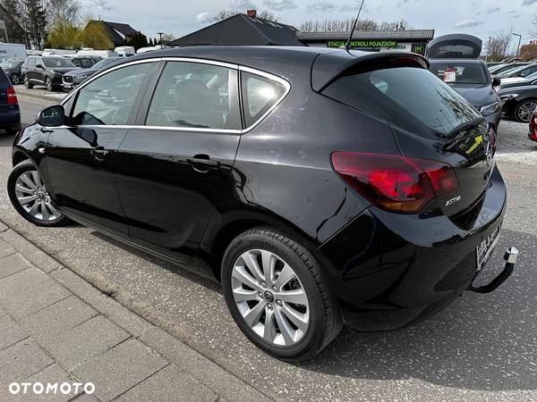 Opel Astra 1.7 CDTI Caravan DPF (119g) Edition - 4