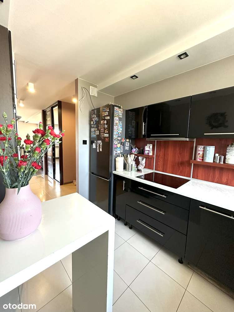 Dwupoziomowe mieszkanie, do zamieszkania - ul. Rzeczypospolitej 3!-2