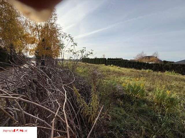 Błonie,Mpzp,1000m,ogrodzona,z wodą,kanaliz,a gaz,p-5