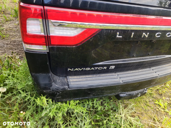 Lincoln Navigator - 23