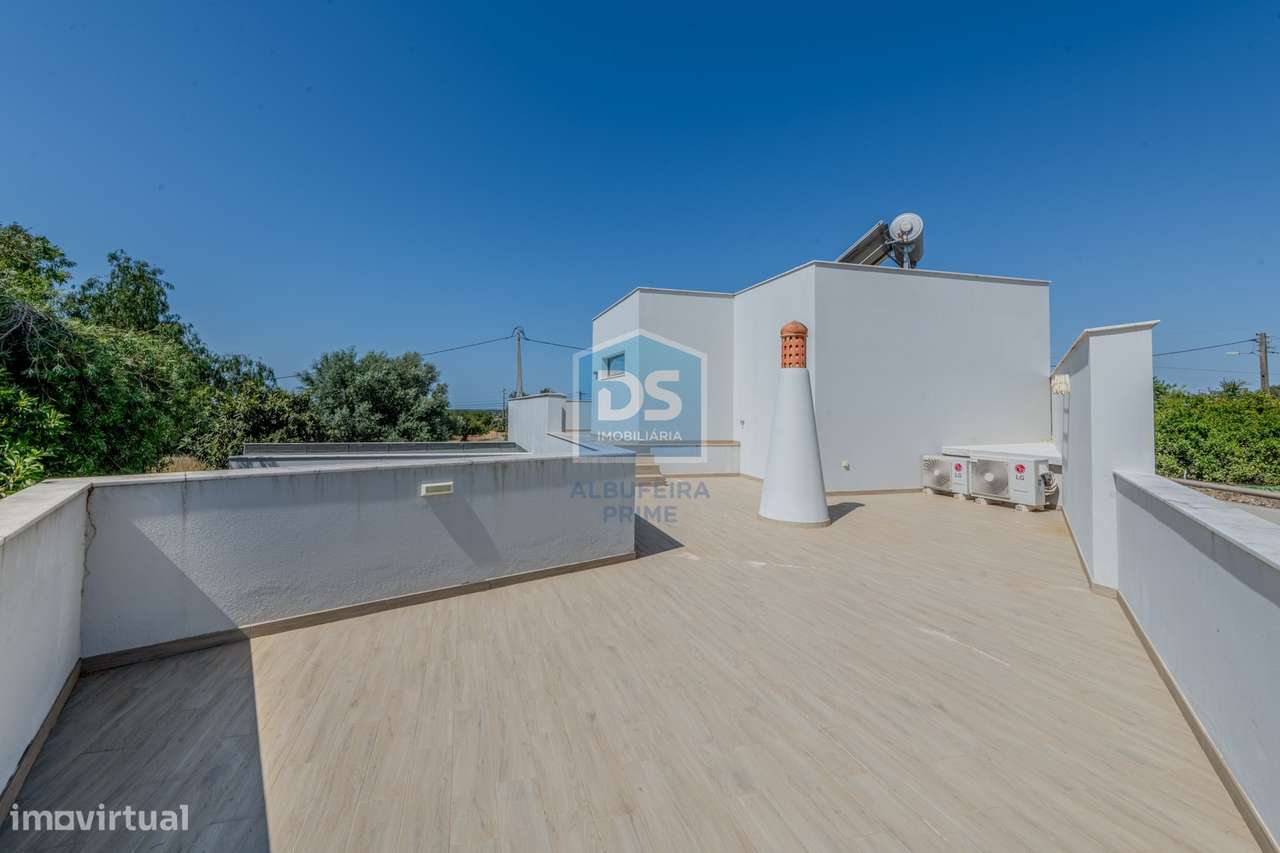 Moradia T4 Venda em Santa Bárbara de Nexe,Faro-26