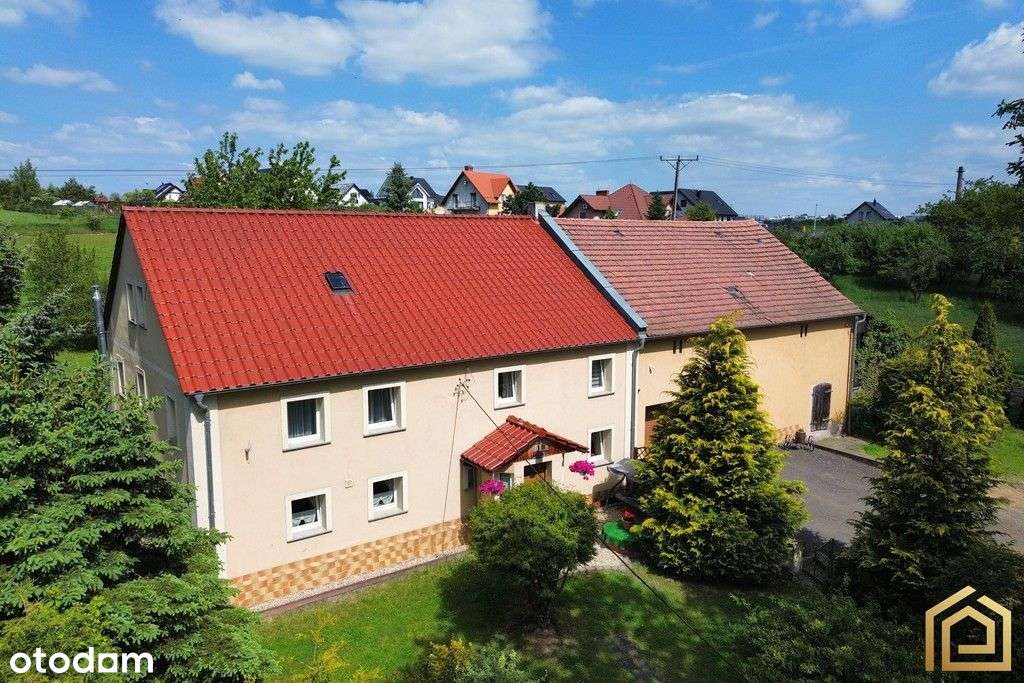 Przestronny dom z garażem dwustanowiskowym | Lubań