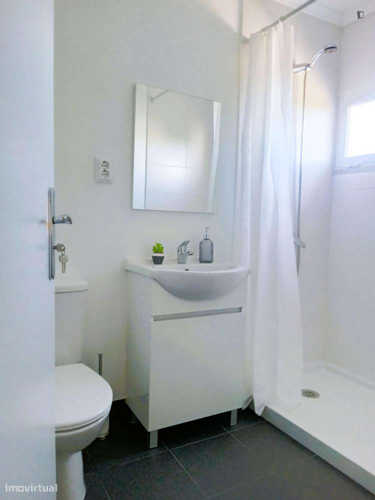 Quarto - localizado em Elvas - Grande imagem: 4/4