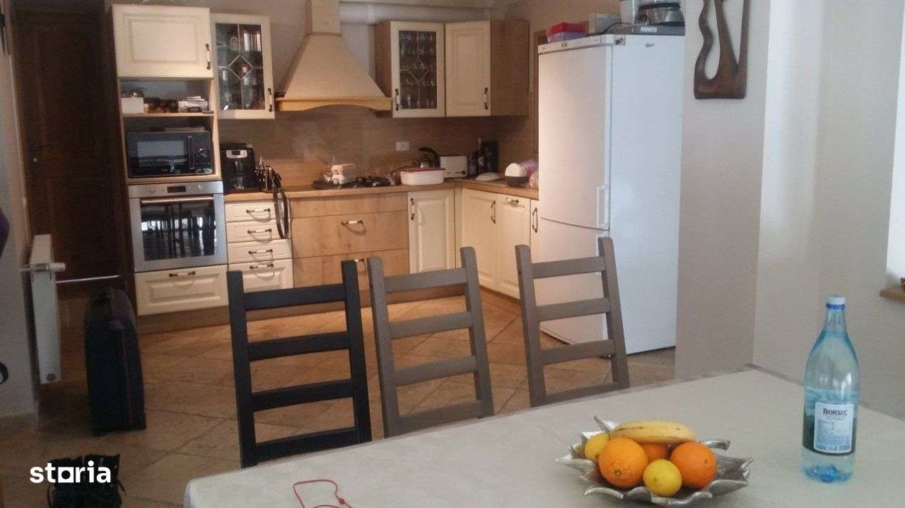 Vanzare proprietate mobilata si utilata, situata in Ranca - Imagine principală: 5/9