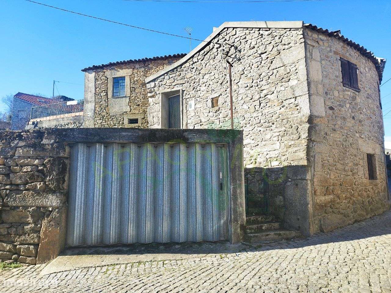 Moradia rústica T2 no Souto em Penedono-14
