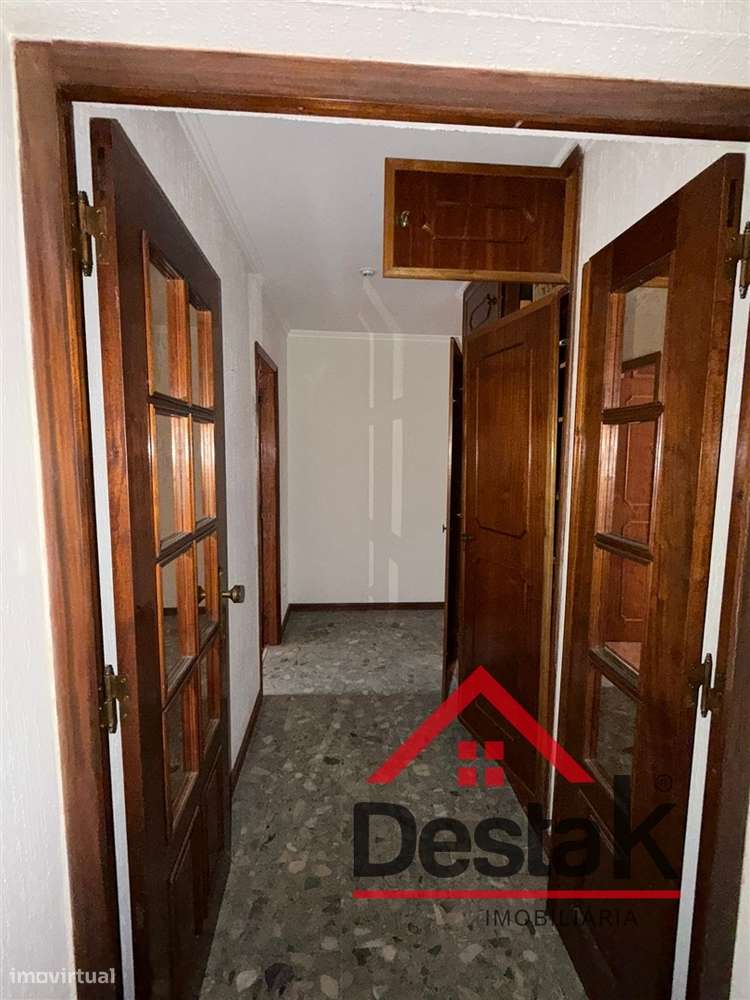 Apartamento T4 Venda em Massamá e Monte Abraão,Sintra-23
