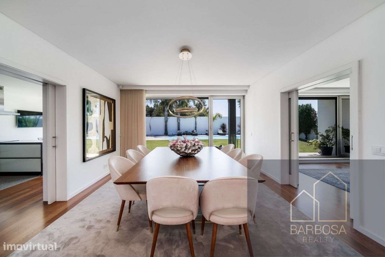 V5 Maia - 4 suites - 4 frentes - Luxo, privacidade e tranquilidade!-12